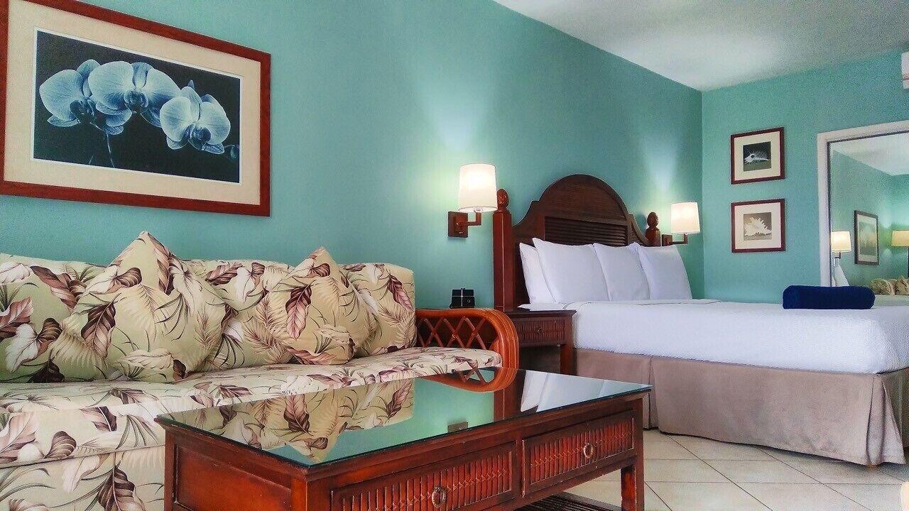 Trade Winds Hotel Dickenson Bay Dış mekan fotoğraf