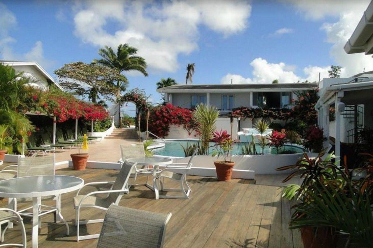 Trade Winds Hotel Dickenson Bay Dış mekan fotoğraf