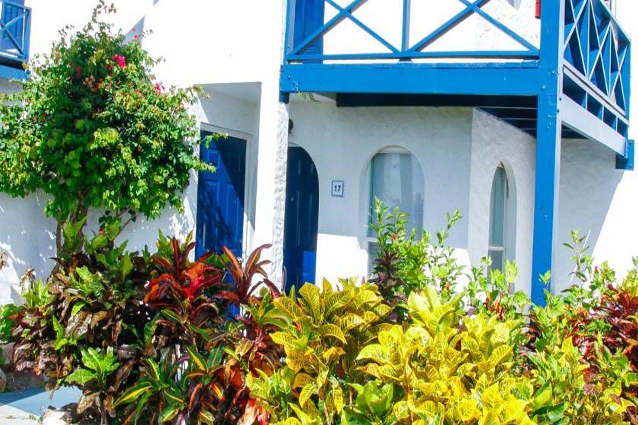 Trade Winds Hotel Dickenson Bay Dış mekan fotoğraf