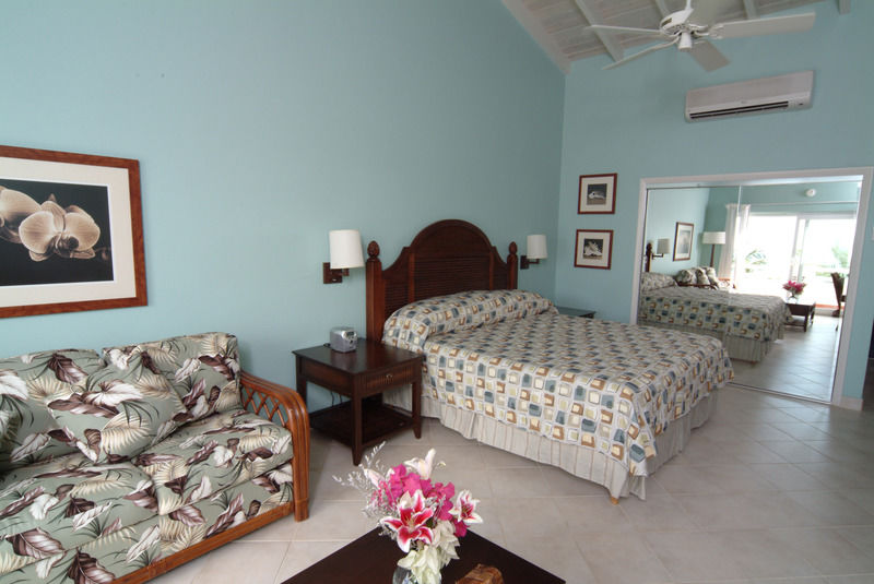 Trade Winds Hotel Dickenson Bay Dış mekan fotoğraf