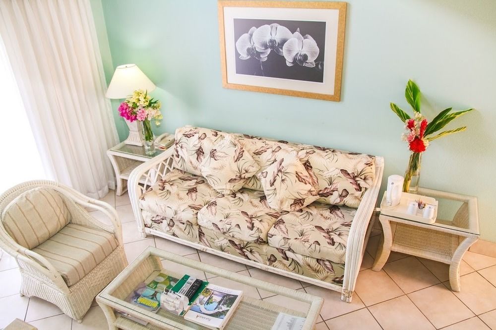 Trade Winds Hotel Dickenson Bay Dış mekan fotoğraf